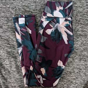 High-Waisted Printed PowerHold® Legging